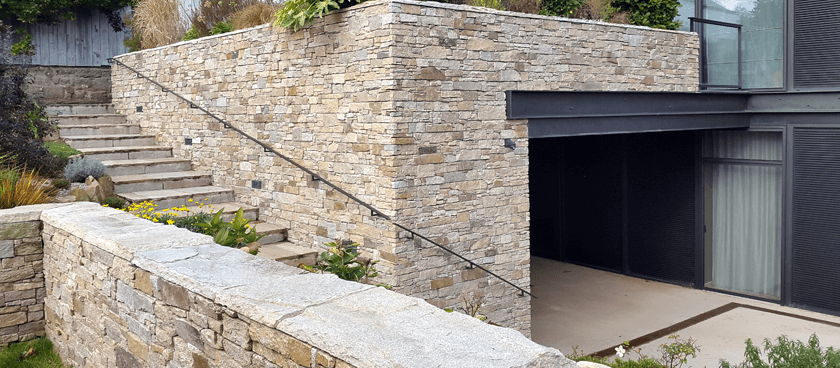 STONEPANEL® Sylvestre sur les murs extérieurs du Bénétin