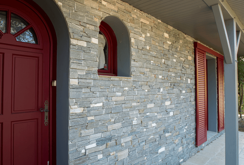 STONEPANEL® Nordic sur la façade d'une maison à Carquefou