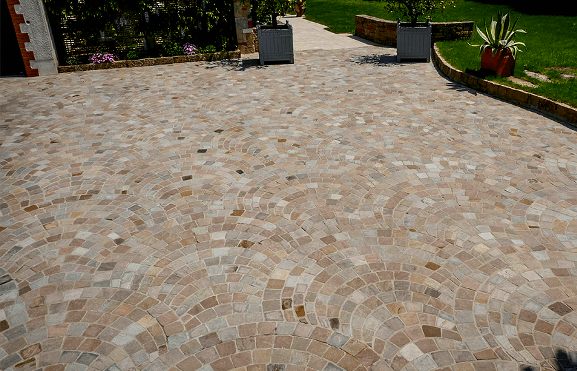 Pavés carrés en Grès Metissay des Indes CUPA STONE