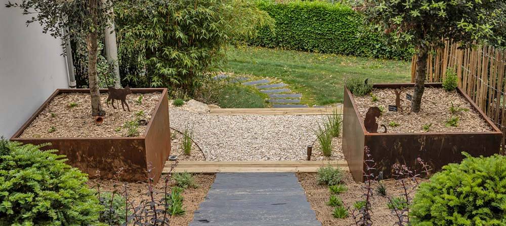 Structure acier corten  Amenagement jardin, Jardins, Paysagiste